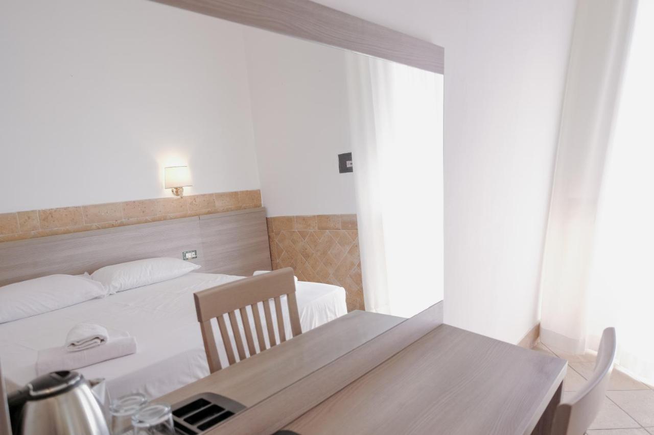Hotel Alex Square Рим Экстерьер фото